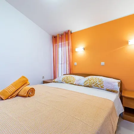 Nur 350 Meter Zum Kieselstrand *