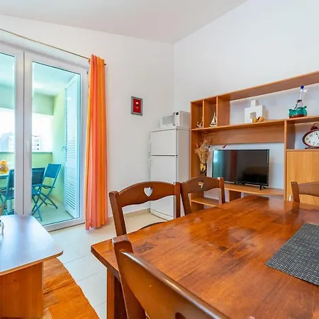Nur 350 Meter Zum Kieselstrand Apartmán