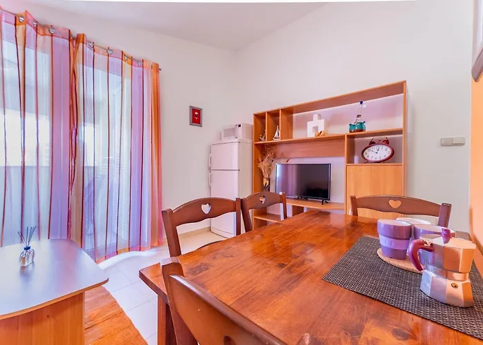 Nur 350 Meter Zum Kieselstrand Apartament Baška