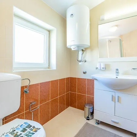Nur 350 Meter Zum Kieselstrand Appartement *
